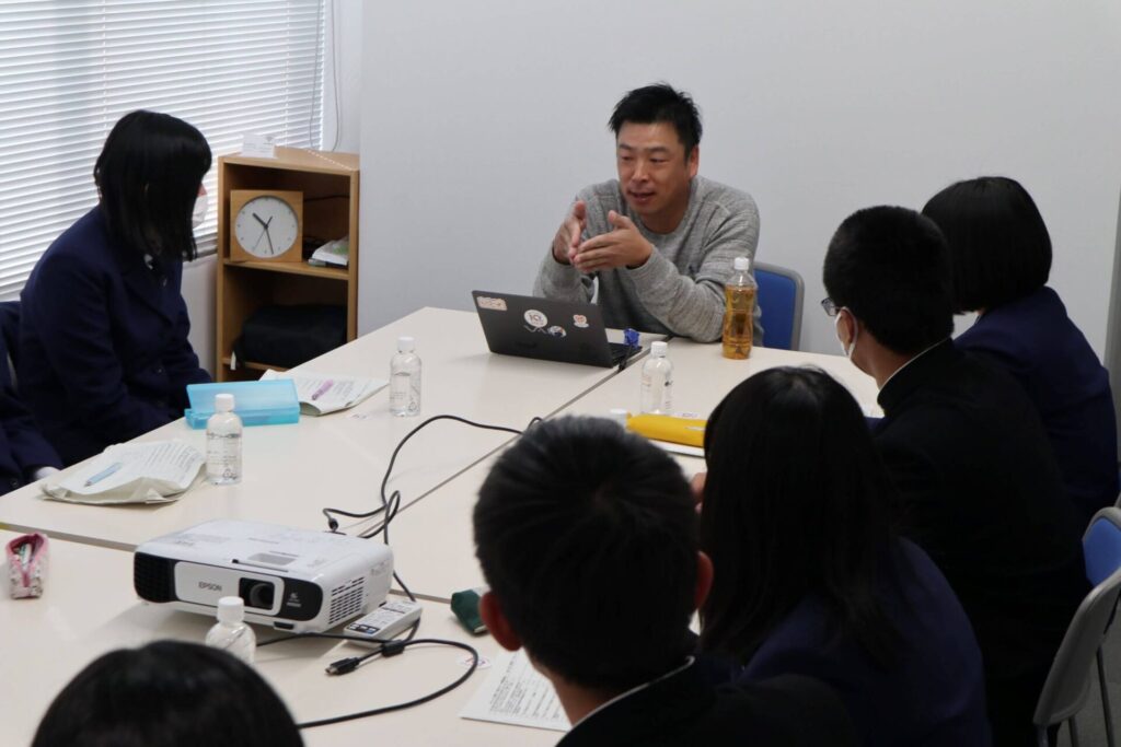 アクトインディ社内風景